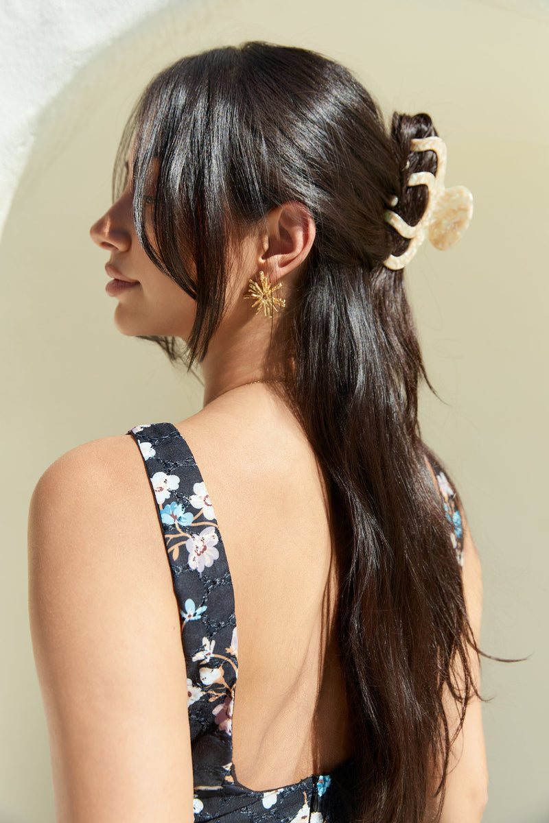 Mermaid Watch Claw Clip Nude