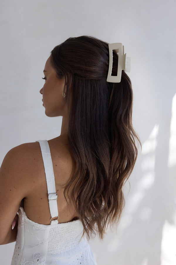 Seaside Retreat Claw Clip Cream