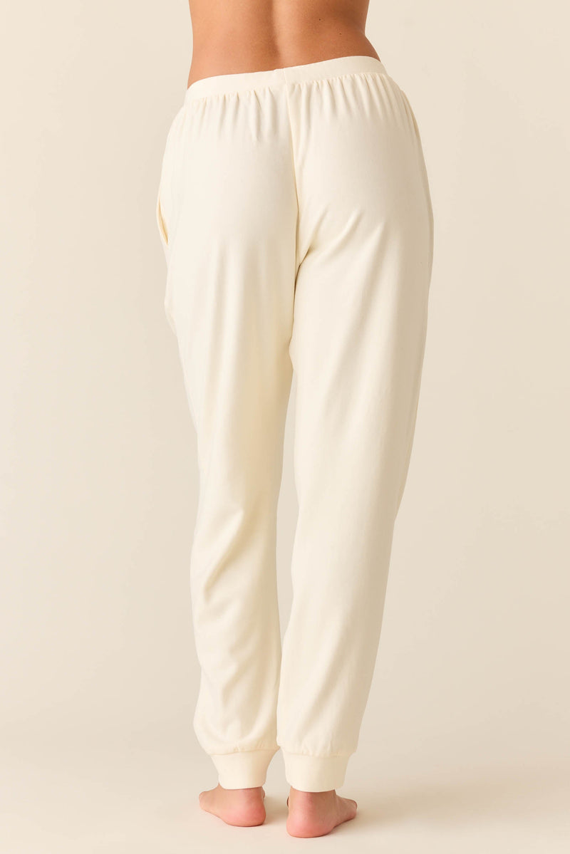 Kelly Cloud Fleece Jogger in Meringue