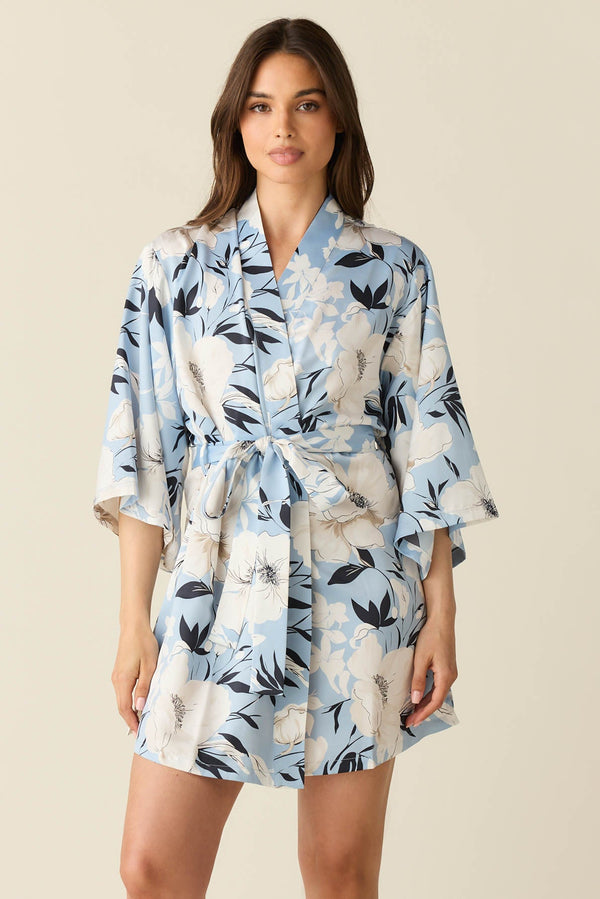 Adriana Luxe Satin Short Kimono in Gardenia